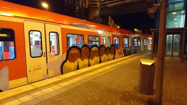 Graffiti Train in Köln - Photo by bocat - NOW