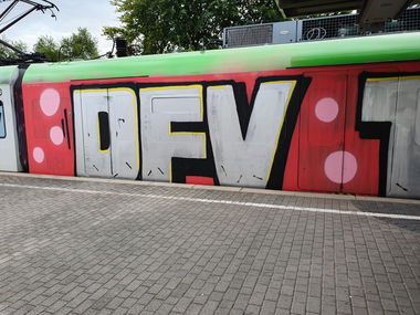 Graffiti Train in Köln - Photo by bocat - DVF (2019)