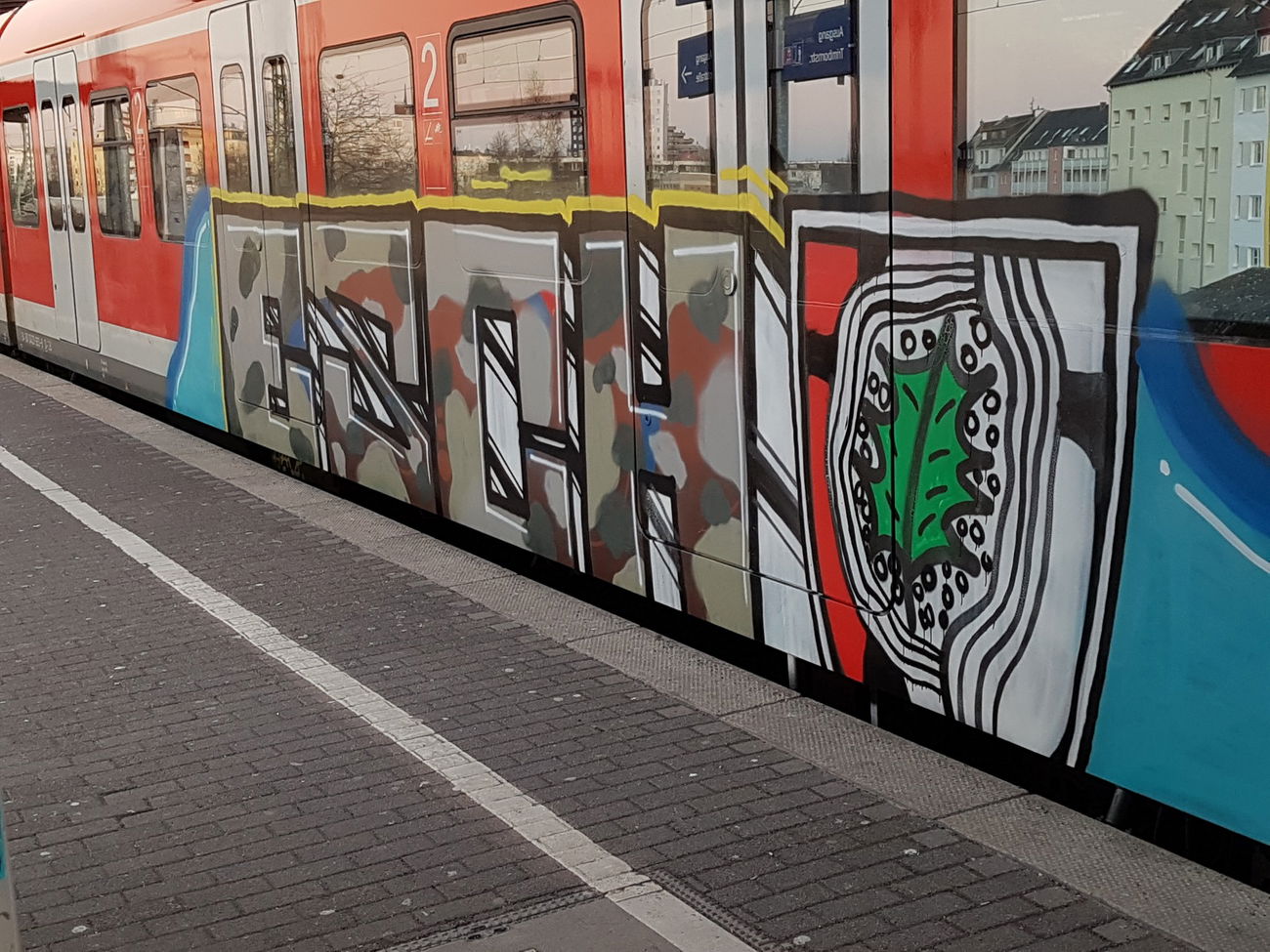 Graffiti Train in Köln - Photo by bocat - ESCH (2018)