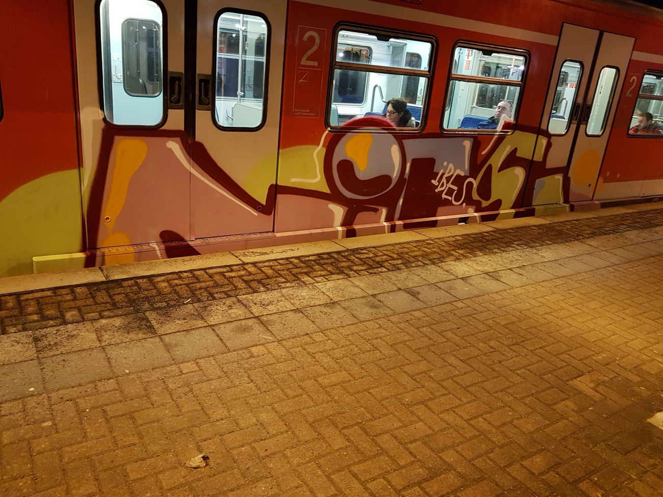 Graffiti Train in Köln - Photo by bocat - NICE (2018)