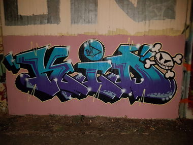 Graffiti Bombing - Photo by bocat - KID