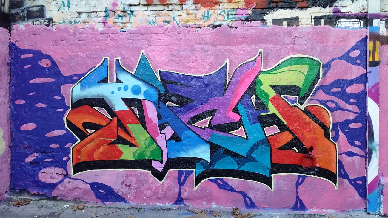 Graffiti Wall in Köln - Photo by bocat - TACH (2015)