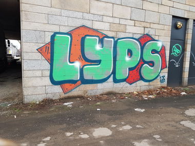 Graffiti Bombing in Köln - Photo by bocat - LYPS