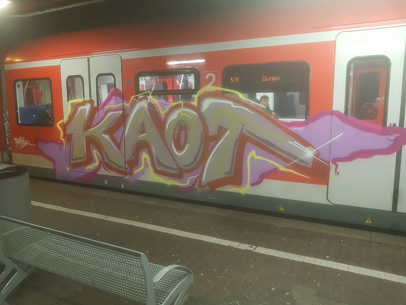 Graffiti Train in Köln - Photo by bocat - KAOT (2018)