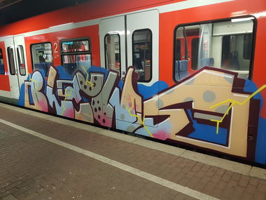 Graffiti Train in Köln - Photo by bocat - BLEWS (2018)