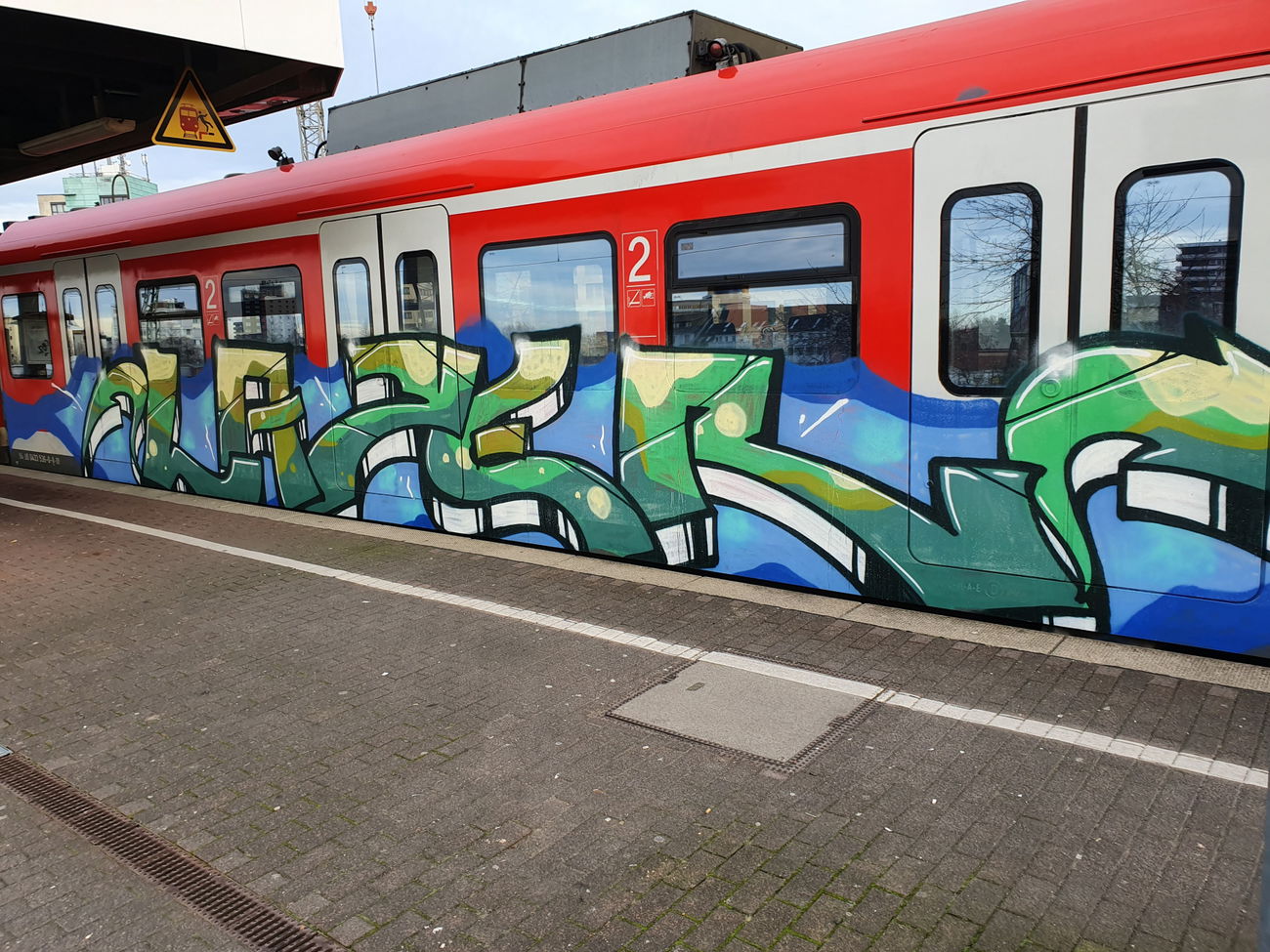 Graffiti Train in Köln - Photo by bocat - LAZER (2019)