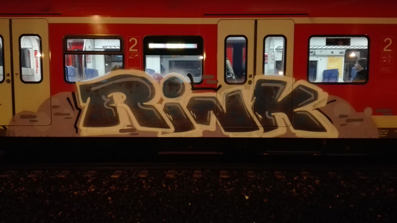 Graffiti Train in Köln - Photo by bocat - Rink (2017)