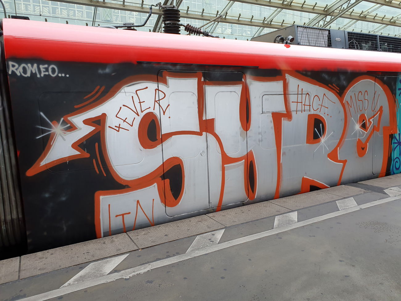 Graffiti Train in Köln - Photo by bocat - SYRO (2019)
