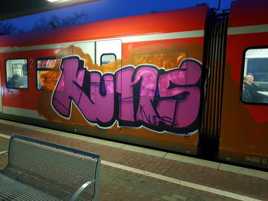 Graffiti Train in Köln - Photo by bocat - KUNS (2018)