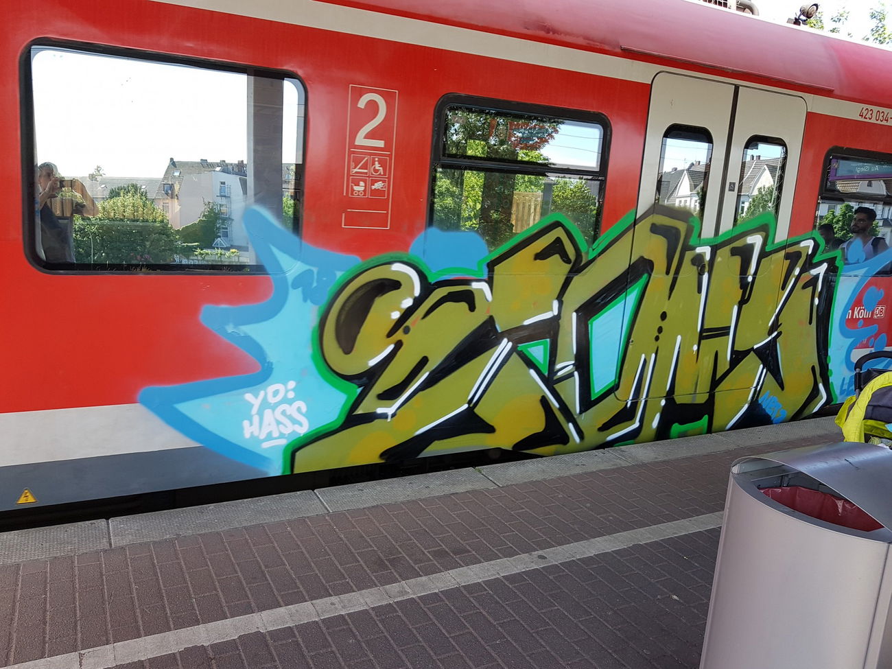 Graffiti Train in Köln - Photo by bocat - COMY (2018)