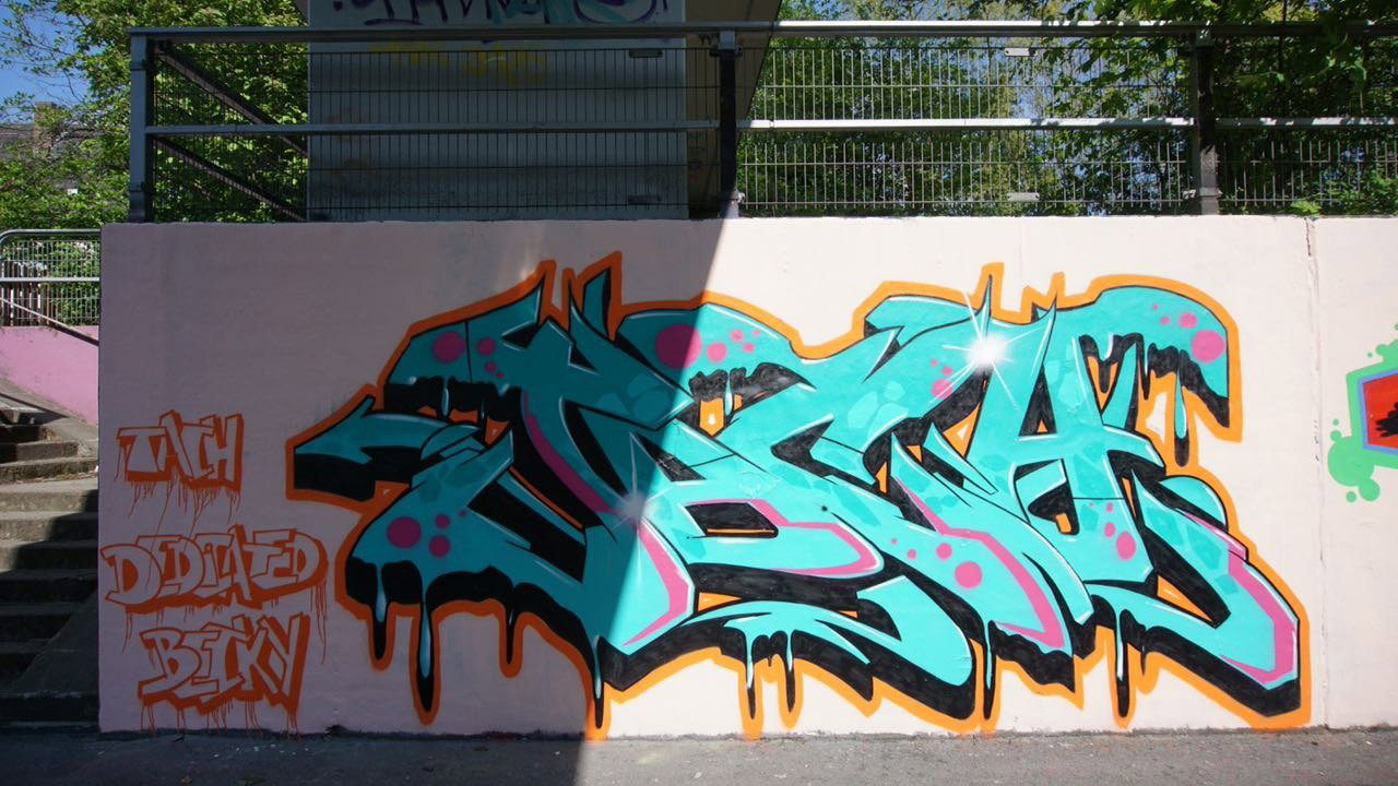 Graffiti Wall in Köln - Photo by bocat - Tach