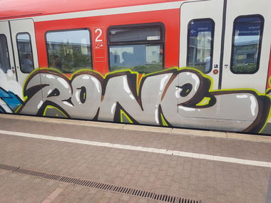 Graffiti Train in Köln - Photo by bocat - RONE (2018)