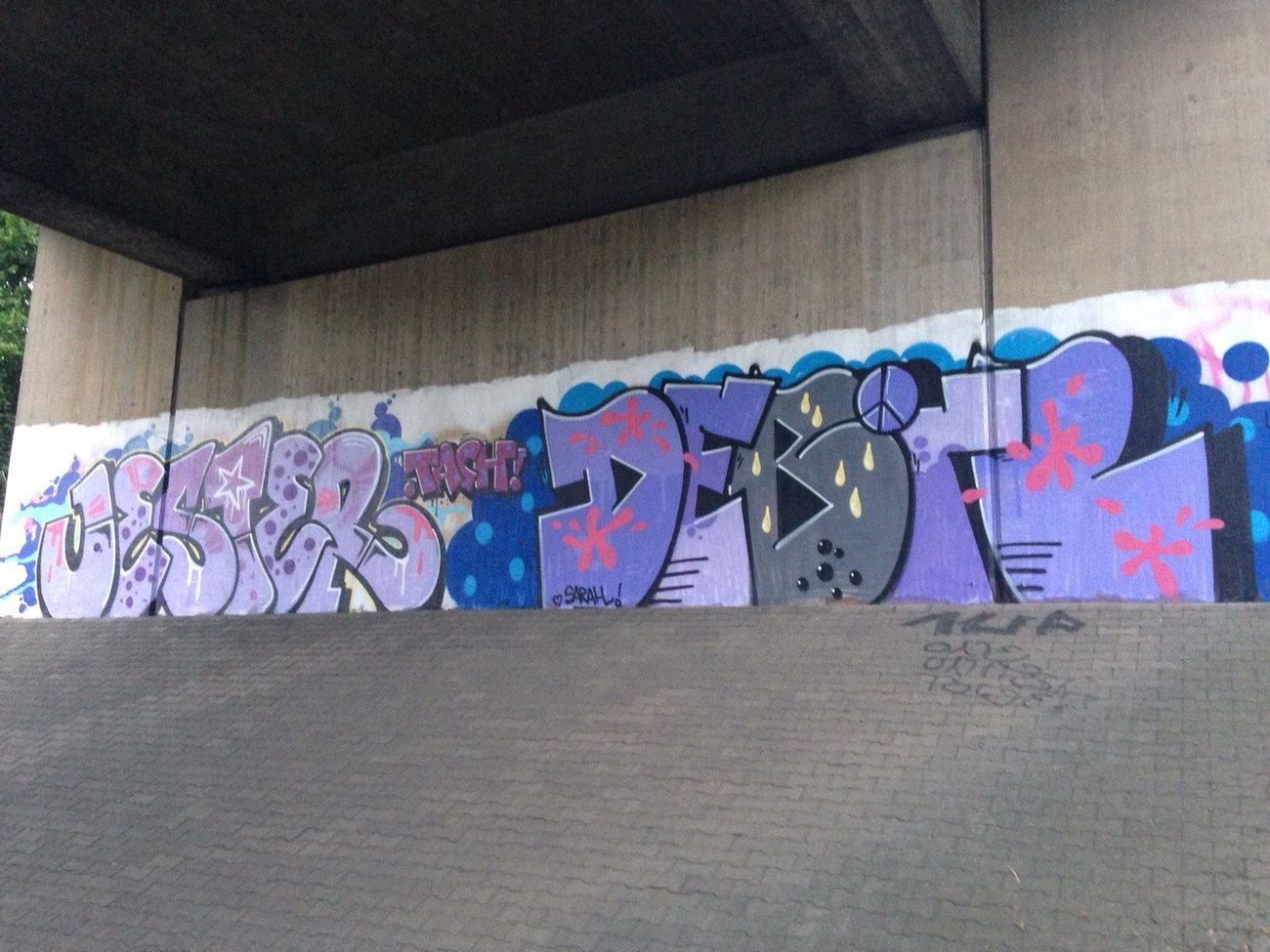 Graffiti Wall in Köln - Photo by bocat - YESTER, &, DEBIL (2015)
