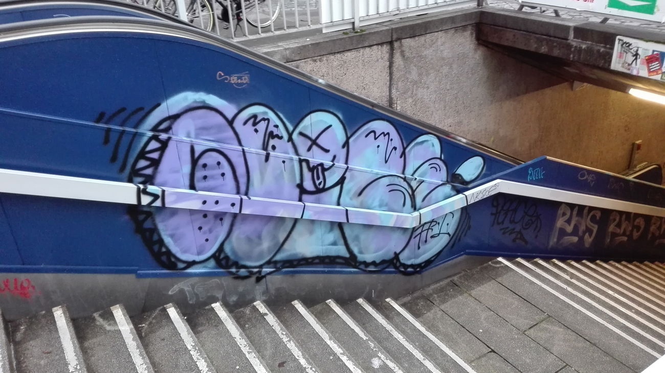 Graffiti Street Art - Photo by bocat - NICE (2017)