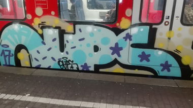 Graffiti Train in Köln - Photo by bocat - OUPS (2017)