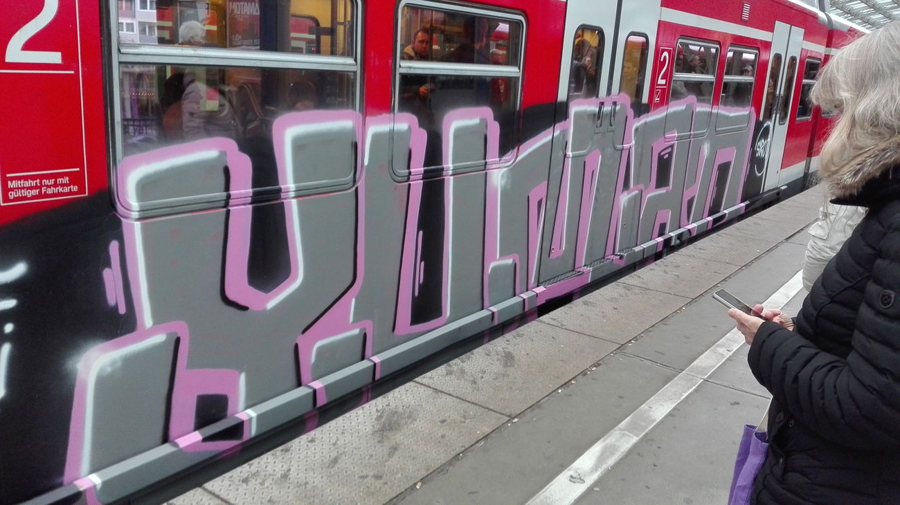 Graffiti Train in Köln - Photo by bocat - YUMAD (2018)