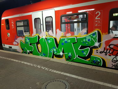 Graffiti Train in Köln - Photo by bocat - FUME (2018)
