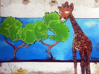 Graffiti Wall in My?libórz - Photo by bohen - giraffe (2012)