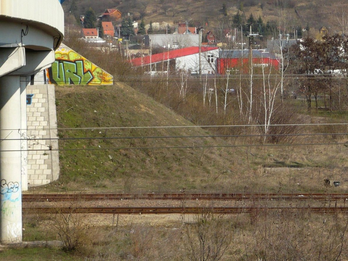 Graffiti Bombing - Photo by bombrstompr - url, ombre, okto (2009)