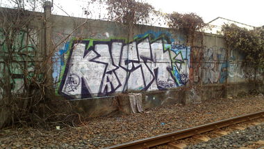 Graffiti Bombing - Photo by bombrstompr - kolera, ombre, stompr (2014)