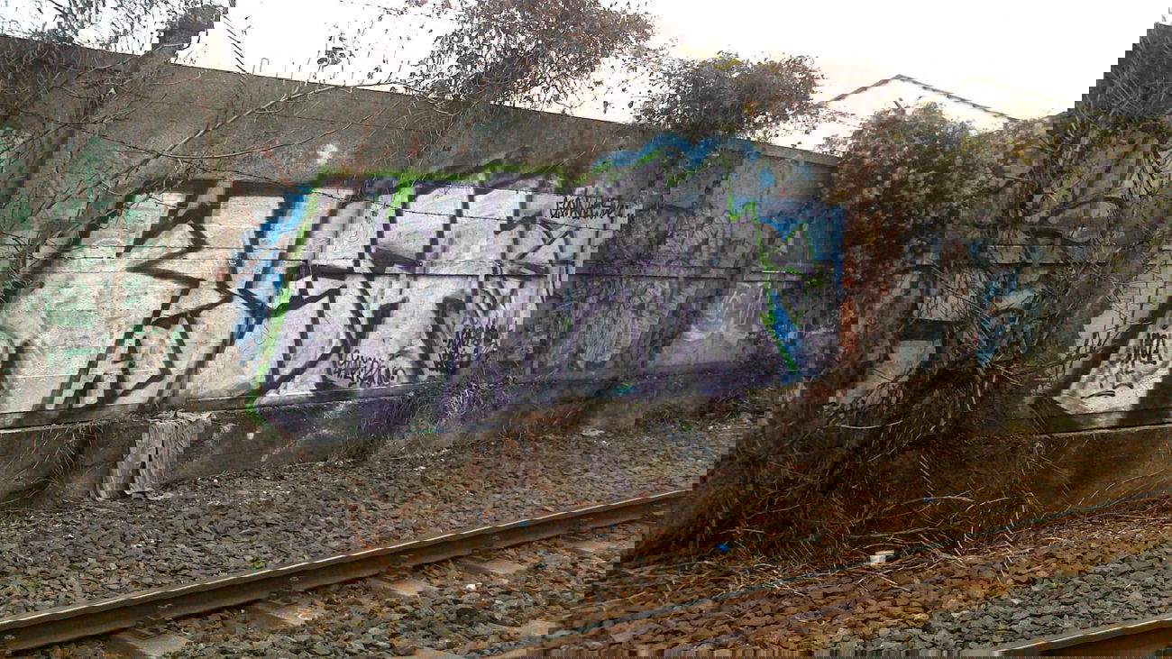 Graffiti Bombing - Photo by bombrstompr - kolera, ombre, stompr (2014)