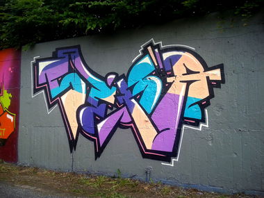 Graffiti Wall in Aschaffenburg südbahnhof - Photo by bommerlunder - sera (2015)