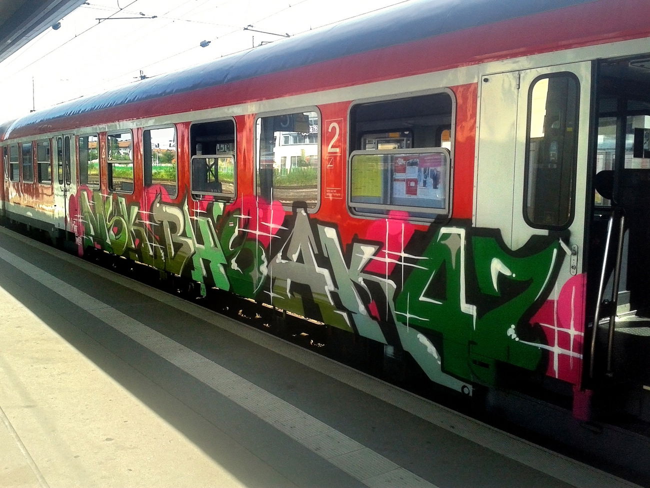 Graffiti Train - Photo by bommerlunder - msk, bhs, ak47 (2015)