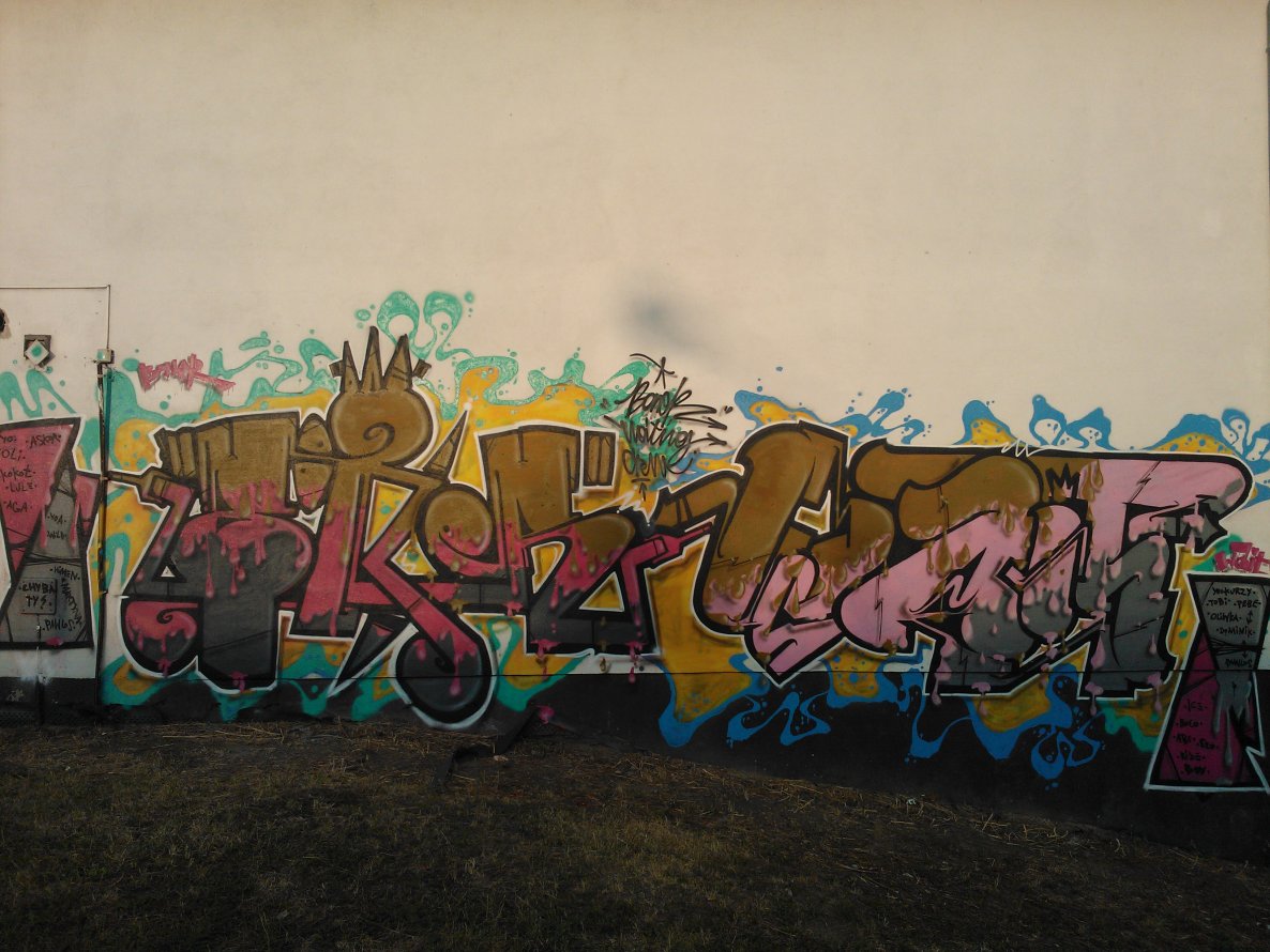 Graffiti Wall in Poland - Photo by boner1985 - boner, wait