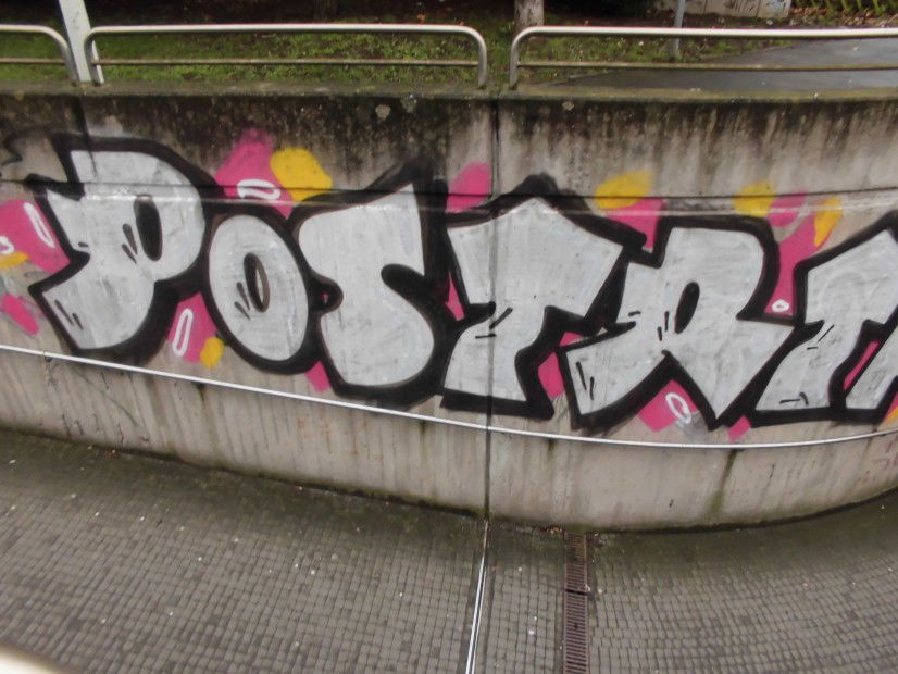 Graffiti Wall - Photo by bonn - postr, poster, sod (2013)