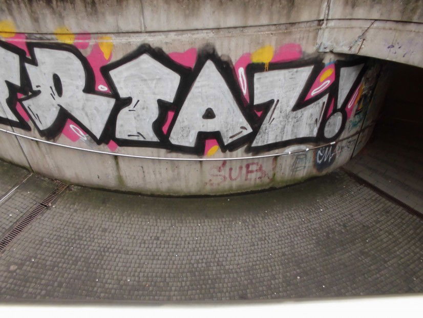 Graffiti Wall - Photo by bonn - taz, postr, poster (2013)