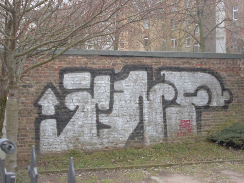 Graffiti Wall - Photo by bonn - inf, unite