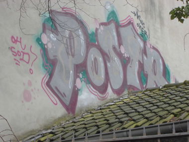 Graffiti Wall - Photo by bonn - postr, poster, sod (2013)