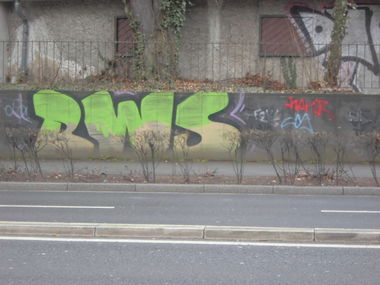 Graffiti Wall - Photo by bonn - rws, ster, lone