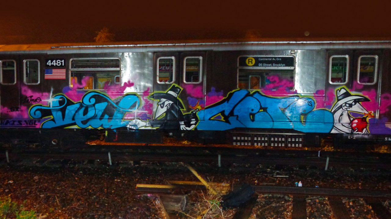 Graffiti Train - Photo by boogiedownbronx