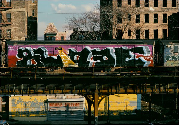 Graffiti Train - Photo by boogiedownbronx - blade