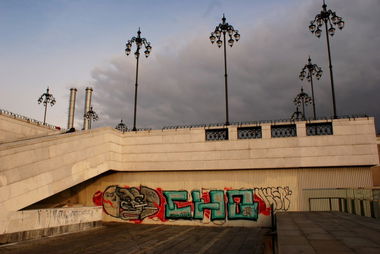 Graffiti Bombing in moscow - Photo by bootikcho - cho