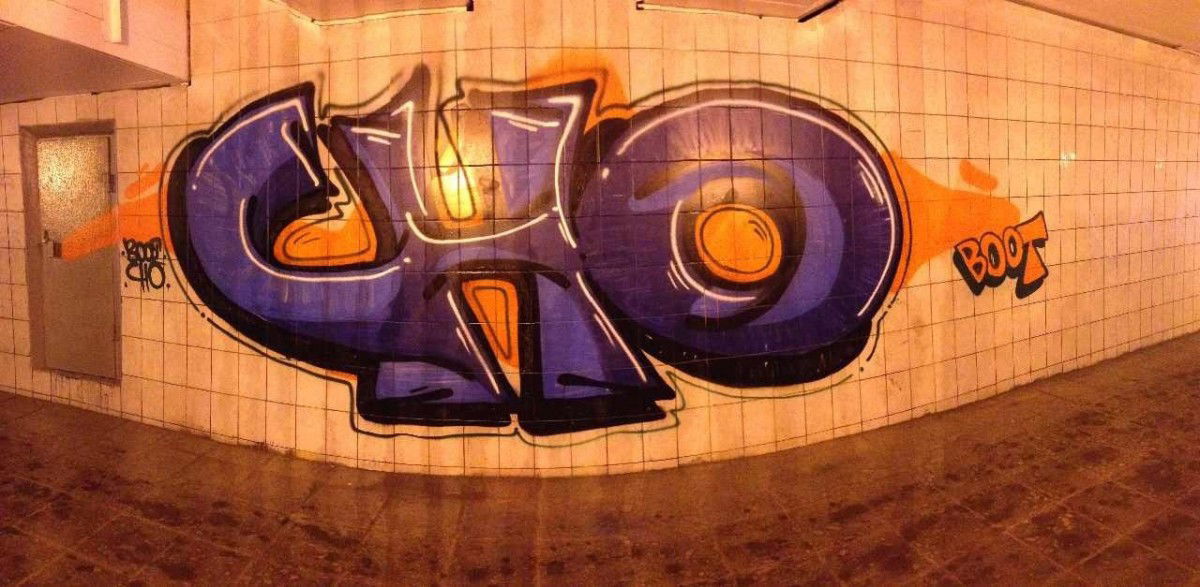 Graffiti Wall in moscow - Photo by bootikcho - cho