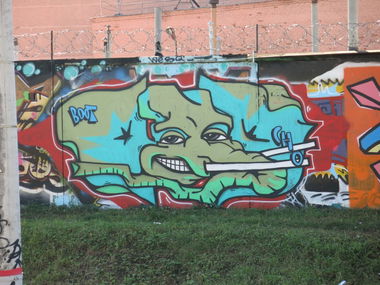 Graffiti Wall in Reutov - Photo by bootikcho - boot, cho