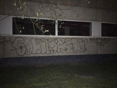 Graffiti Wall - Photo by bou2020 - boubo