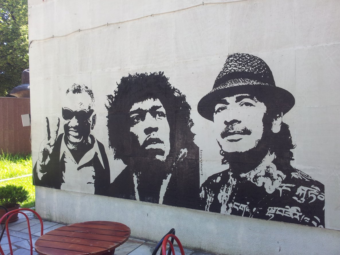 Graffiti Wall in Velingrad - Photo by boyanart - boyanart (2013)
