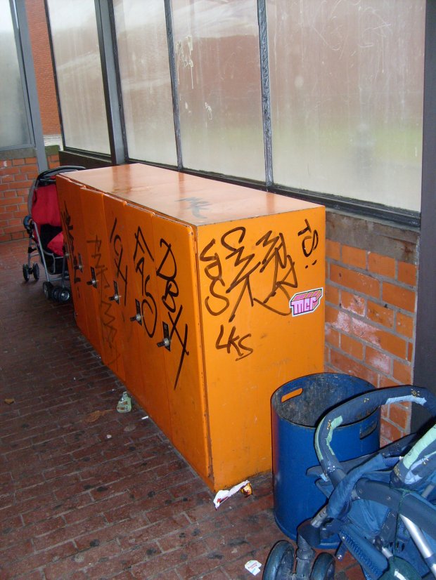 Graffiti Street Art - Photo by bpowder - main, crew, rules