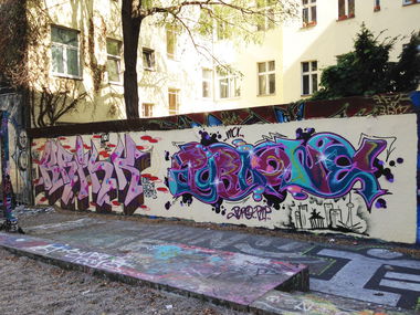 Graffiti Wall - Photo by bpowder - berlin, krink, AUR