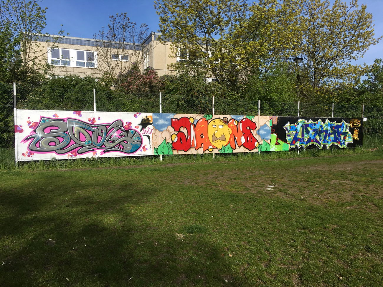 Graffiti Wall - Photo by bpowder