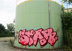 Graffiti Bombing - Photo by br4k3s - star (2014)