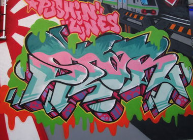 Graffiti Wall - Photo by br4k3s - star (2014)