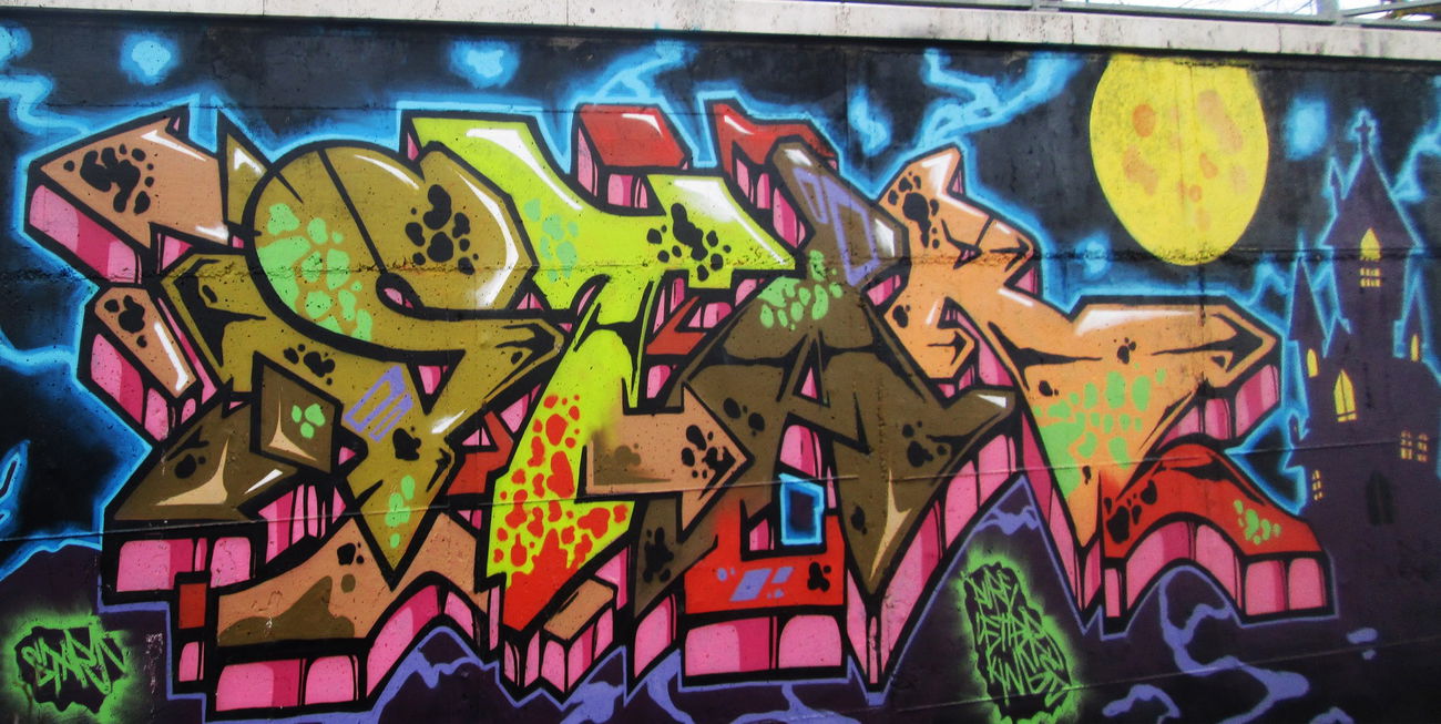 Graffiti Wall - Photo by br4k3s - star (2015)