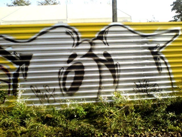 Graffiti Bombing in Kielce - Photo by bris124 - briser, bris, bris124