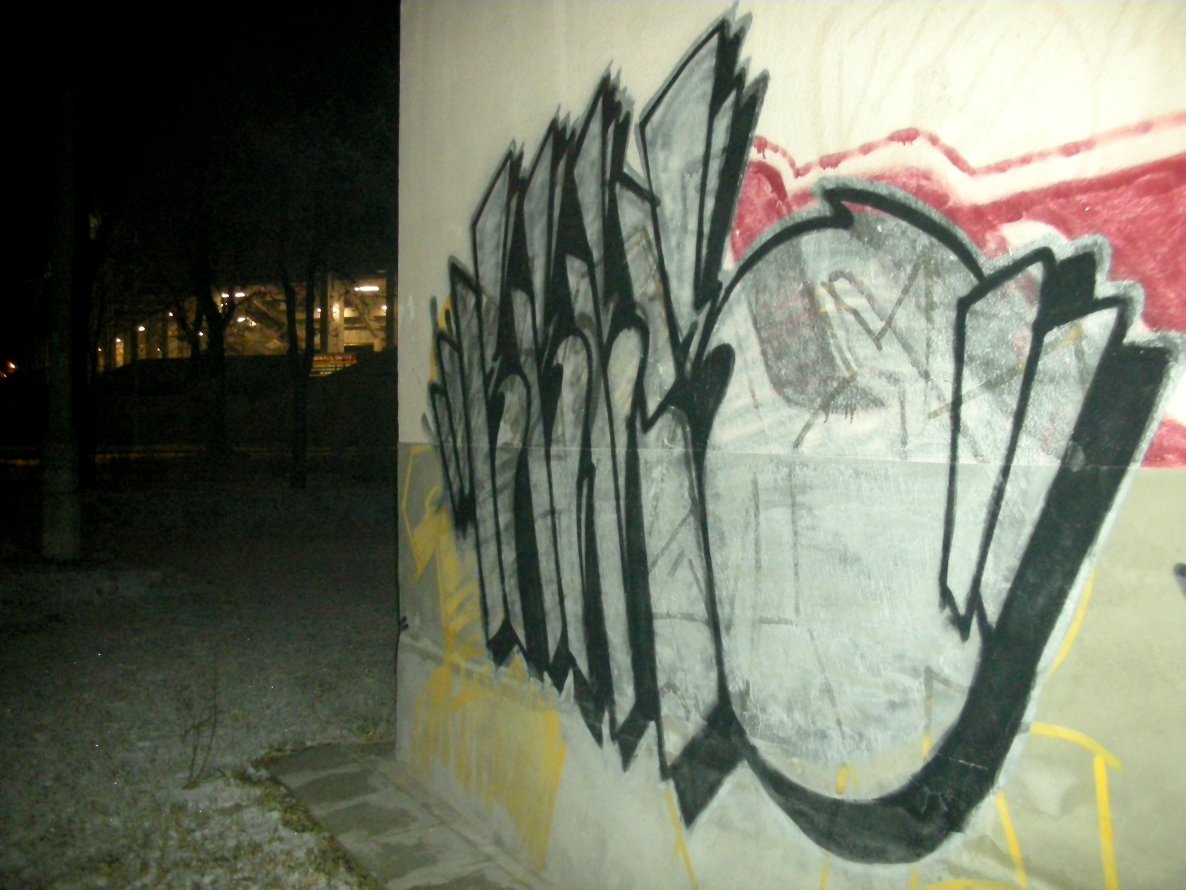 Graffiti Bombing in Kielce - Photo by bris124 - briser, bris, bris124