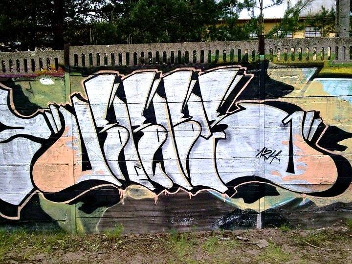Graffiti Bombing in Kielce - Photo by bris124 - briser, bris124, bris