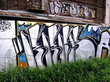 Graffiti Bombing in Kielce - Photo by bris124 - briser, bris124, bris